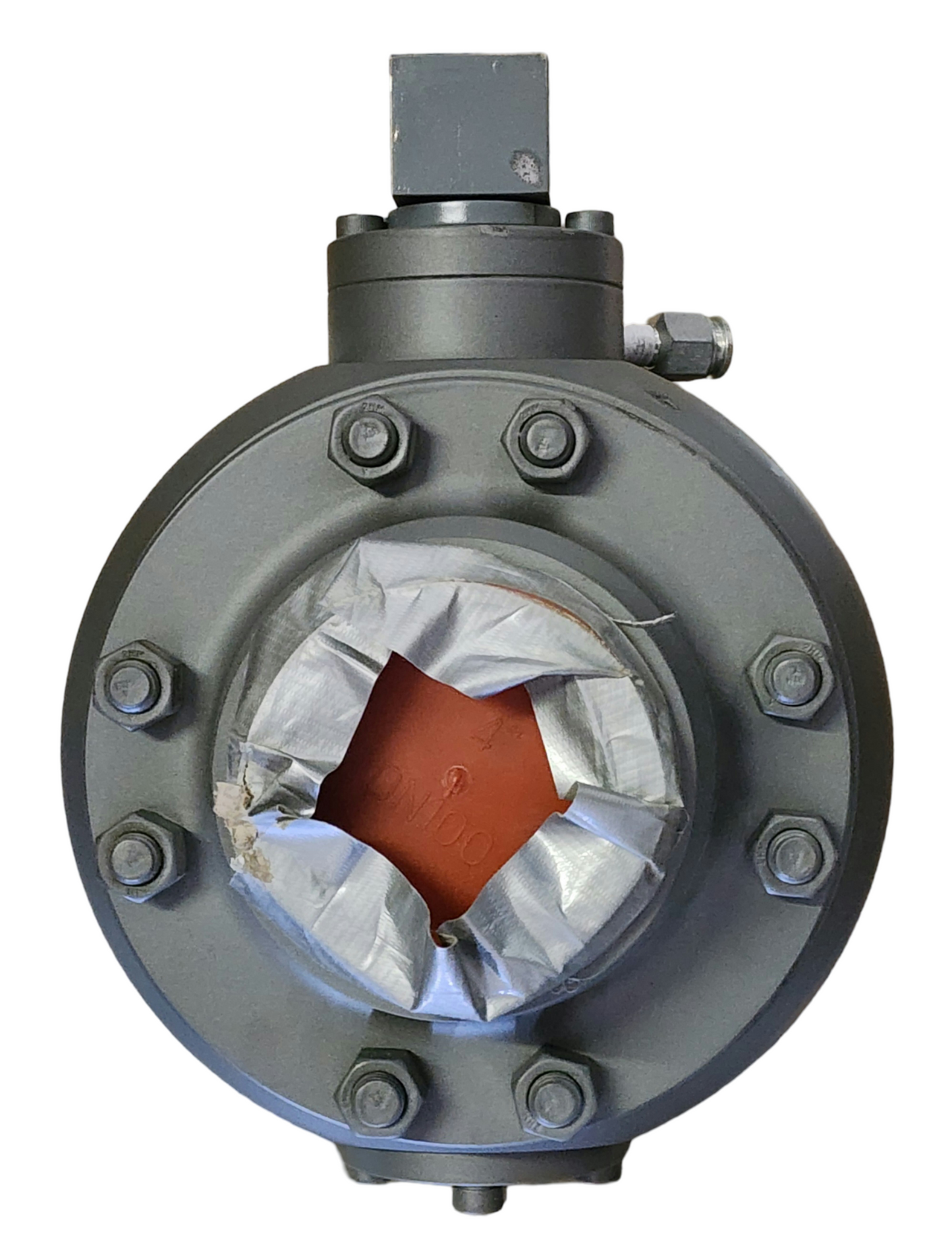 Designed for sour fluid applications, this valve meets ASL 2 standards, ensuring safe and reliable operation in challenging environments.